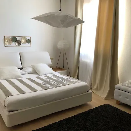 Ines Con Piscina Sud Sardegna كابوتيرا