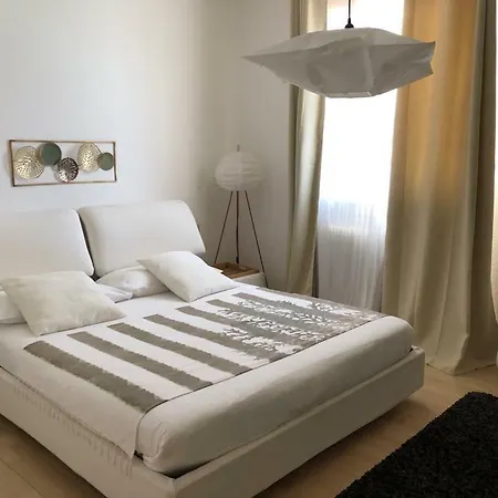 Ines Con Piscina Sud Sardegna فيلة كابوتيرا