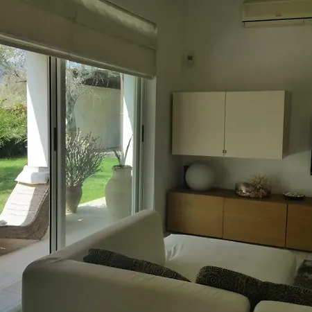 Ines Con Piscina Sud Sardegna Villa